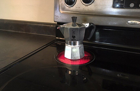 1622883059 641 نحوه استفاده از موکاپ برای تهیه قهوه آموزش تصویری نحوه استفاده از موکاپ برای تهیه قهوه ( آموزش تصویری)