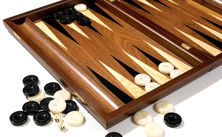 backgammon4 e1 تاریخچه تخته نرد + آموزش تصویری بازی تخته نرد